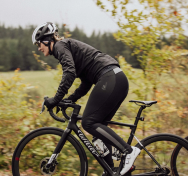 Sieviešu garās velo bikses ar lencēm FORCE BRIGHT bez polsterējuma, melnas